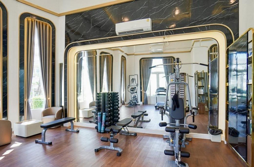 House with Shared Pool in Bangnatrad 